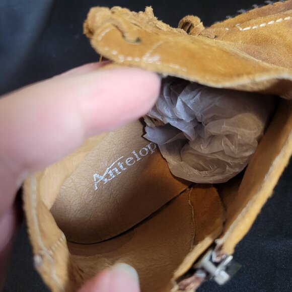 Antelope Size 37 / 6.5-7 US Suede Moccasins Boots Shoes Side Zip NEW! Hard Sole - Picture 9 of 9
